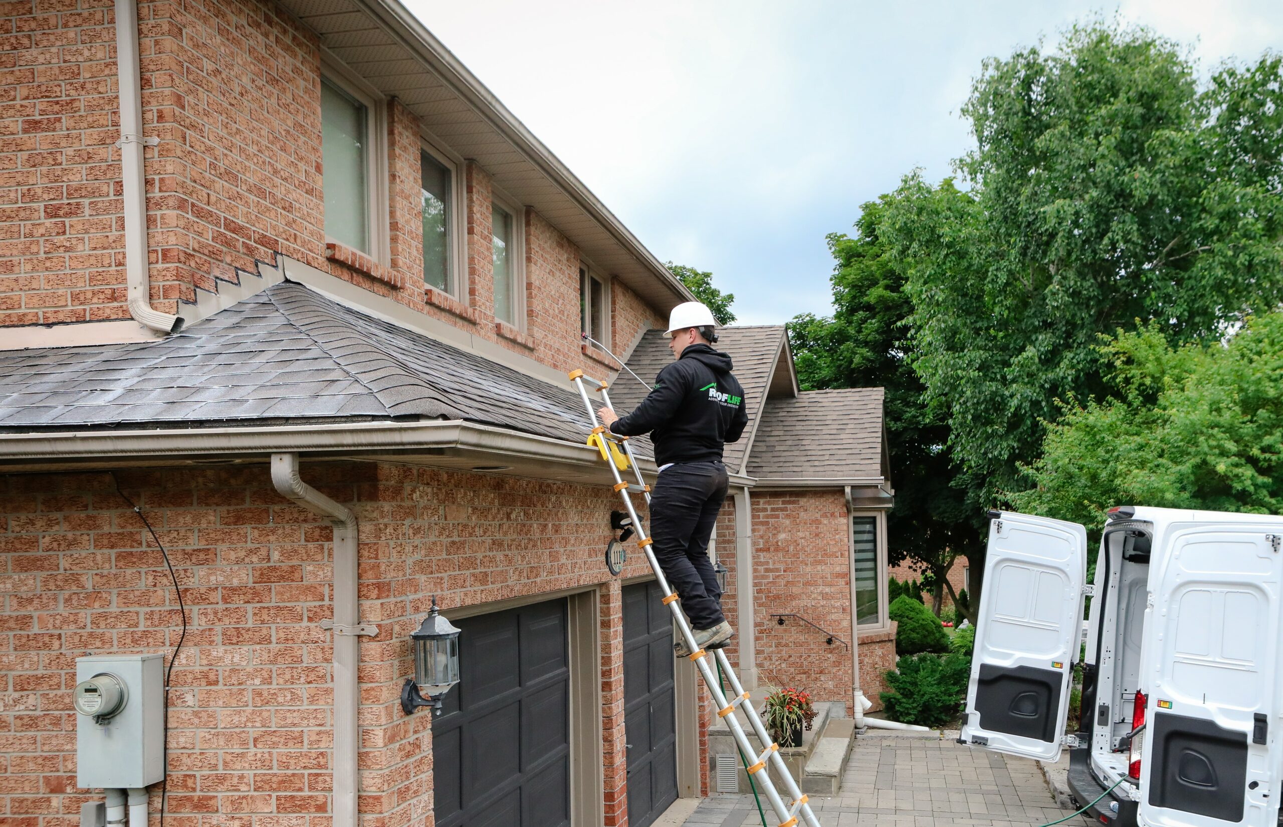How Long Should a Roof Last in Ontario?